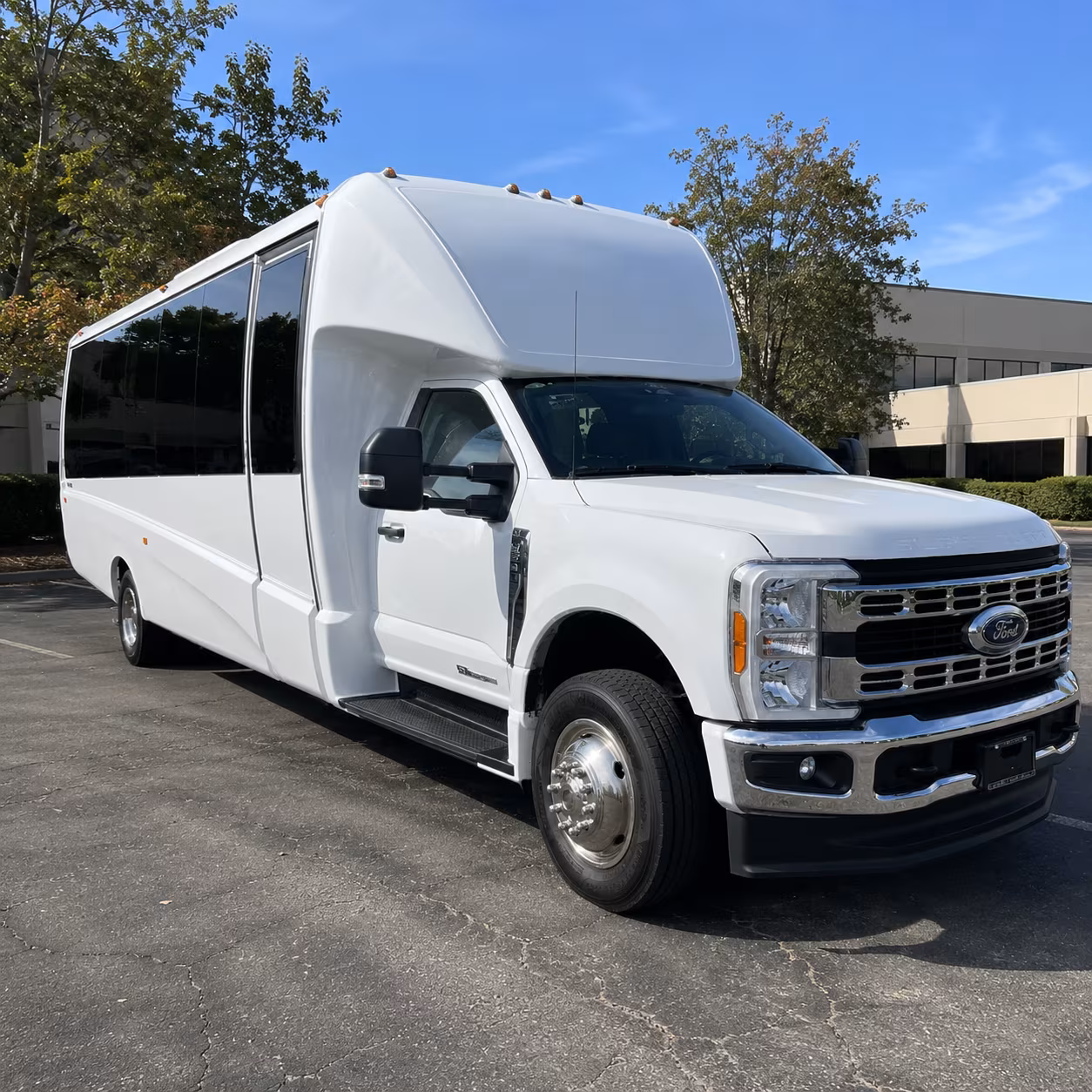employee shuttle buses for pomona area companies and corporate campuses