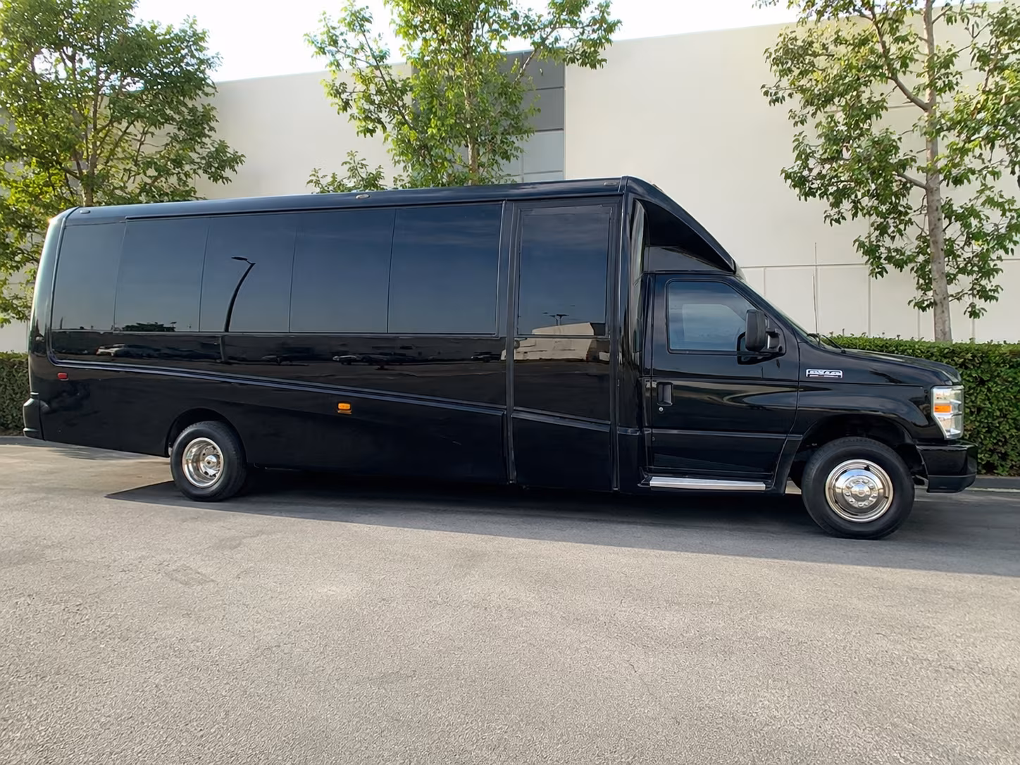 find the perfect transportation for your next concert 5