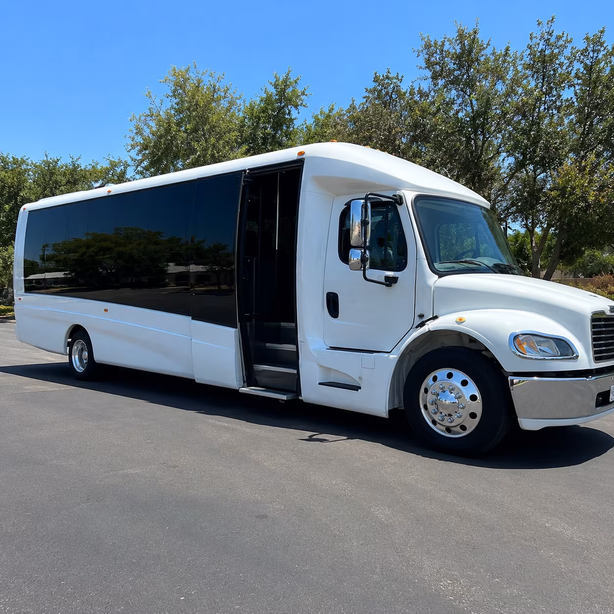 find the perfect transportation for your next private event 5
