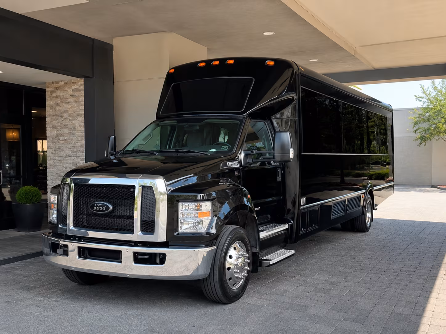 knotts berry farm southern california theme parks party bus rental