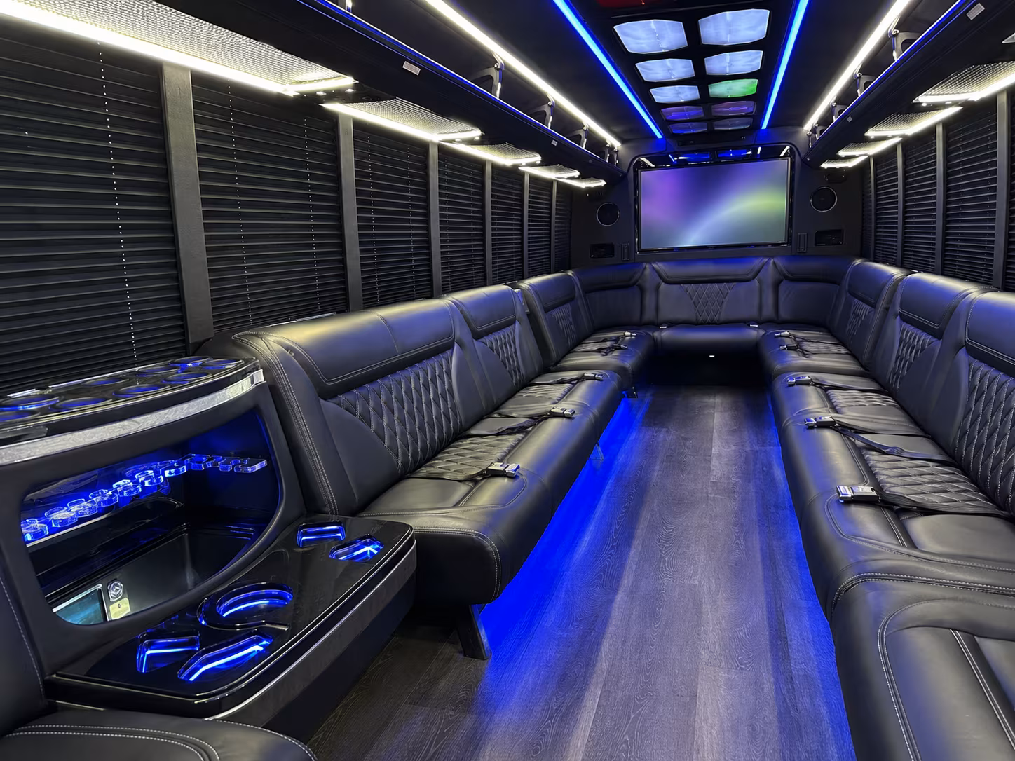 pomona 20 passenger party bus inside
