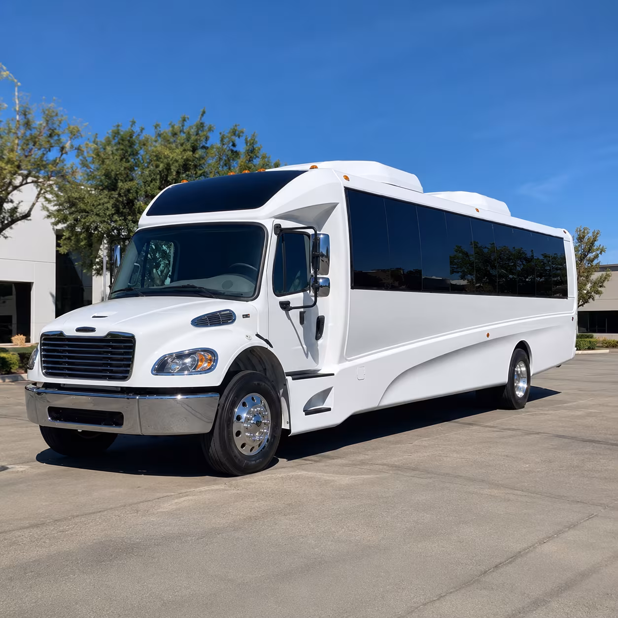 pomona 30 passenger minibus